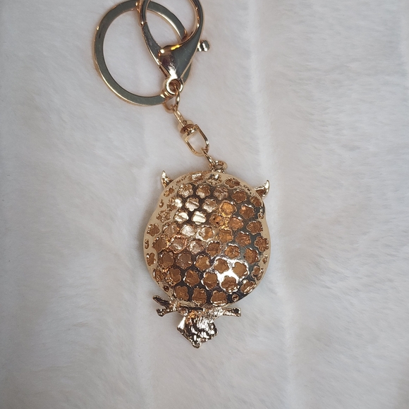 Sparkling Blue Owl Keychain - Picture 2 of 2